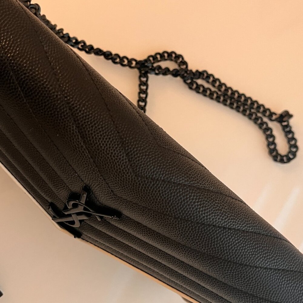 YSL Saint Laurent Cassandre Envelope Chain Purse - Picture 6 of 11